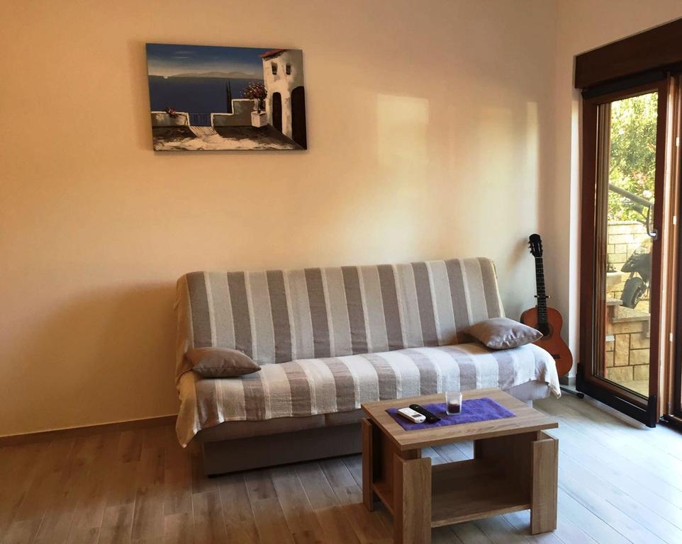 Goga Mare Apartment โรวีน ภายนอก รูปภาพ