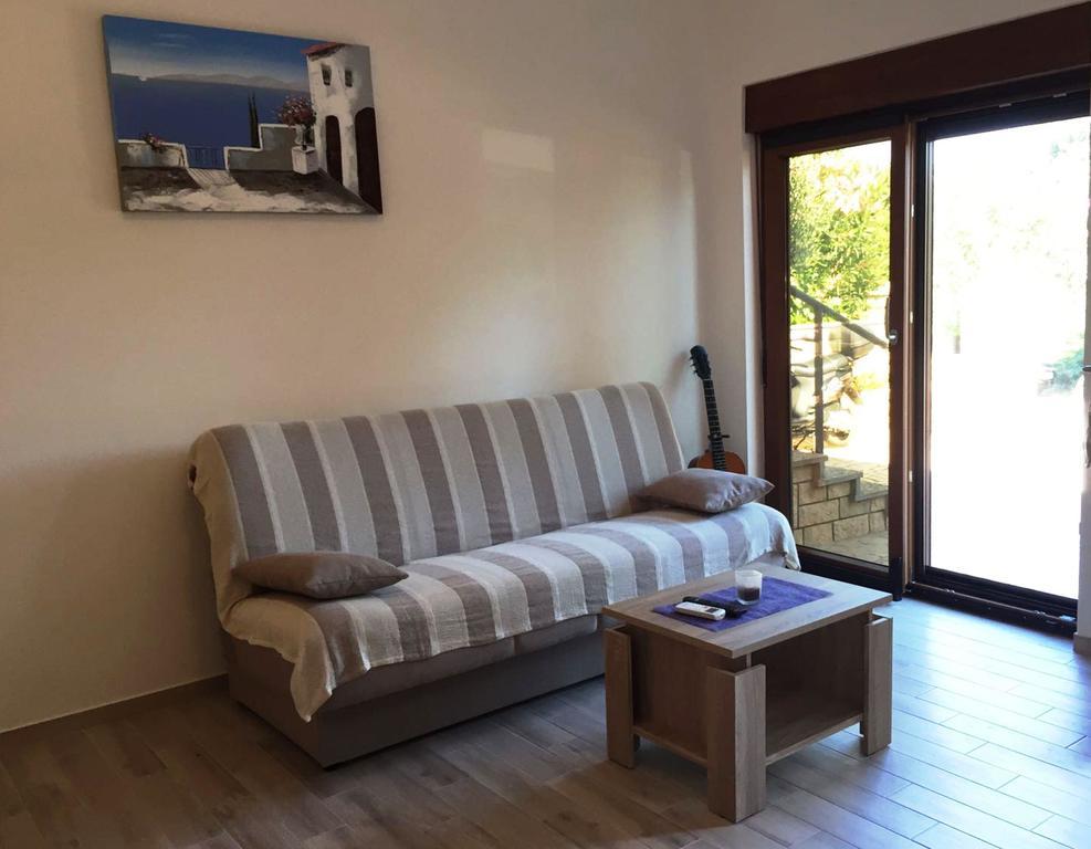 Goga Mare Apartment โรวีน ภายนอก รูปภาพ