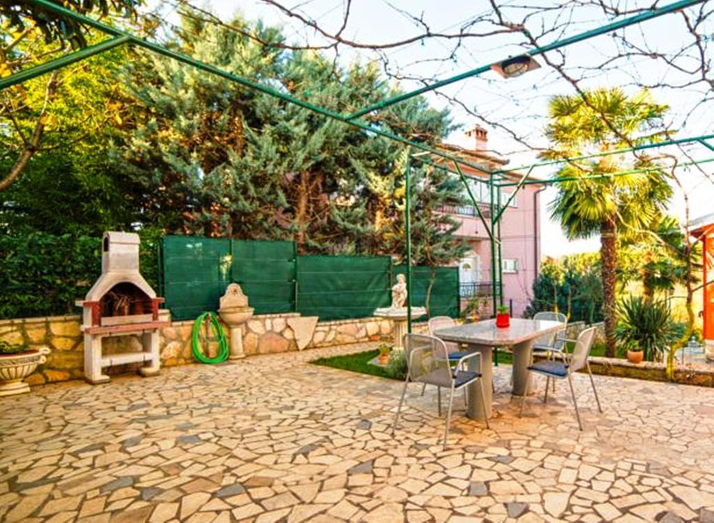 Goga Mare Apartment โรวีน ภายนอก รูปภาพ
